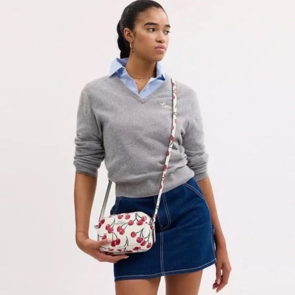 COACH JAMIE CAMERA BAG WITH CHERRY PRINT - Picture 2 of 8